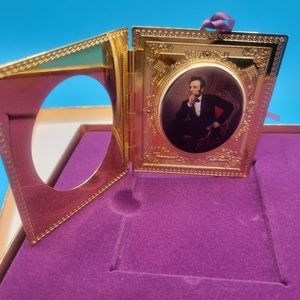 White House 1999 Christmas Ornament